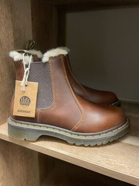 Dr Marten Brown Leather Chelsea Boots with Faux Fur Lining w 7